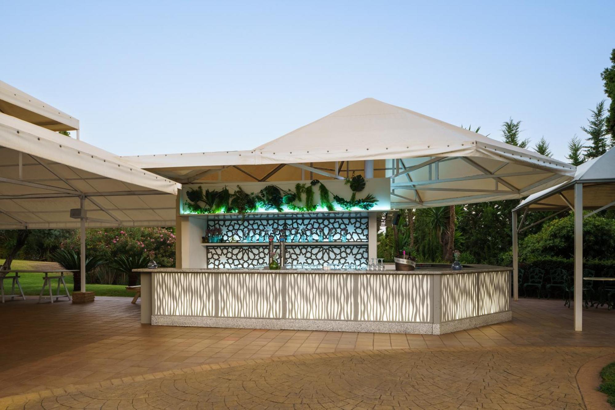 Отель Crisol Jardines De Кордова Экстерьер фото